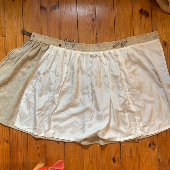 Vintage Escada wrap skirt - Picture 5 of 7